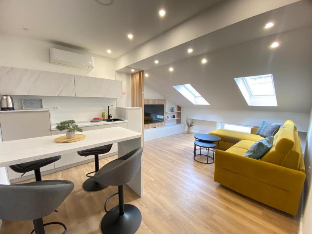 Lux & Apartment *